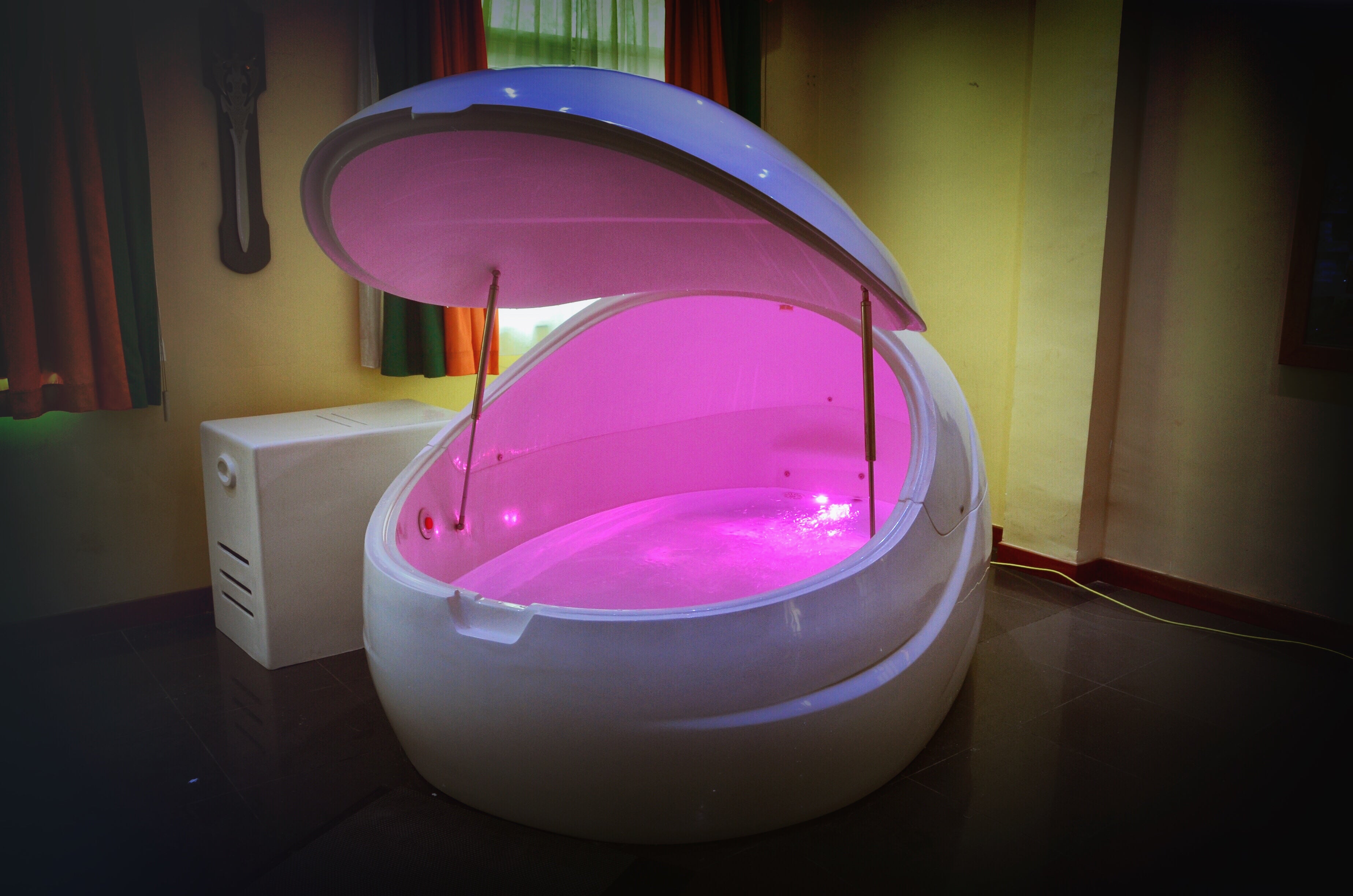 V2 Float Pod